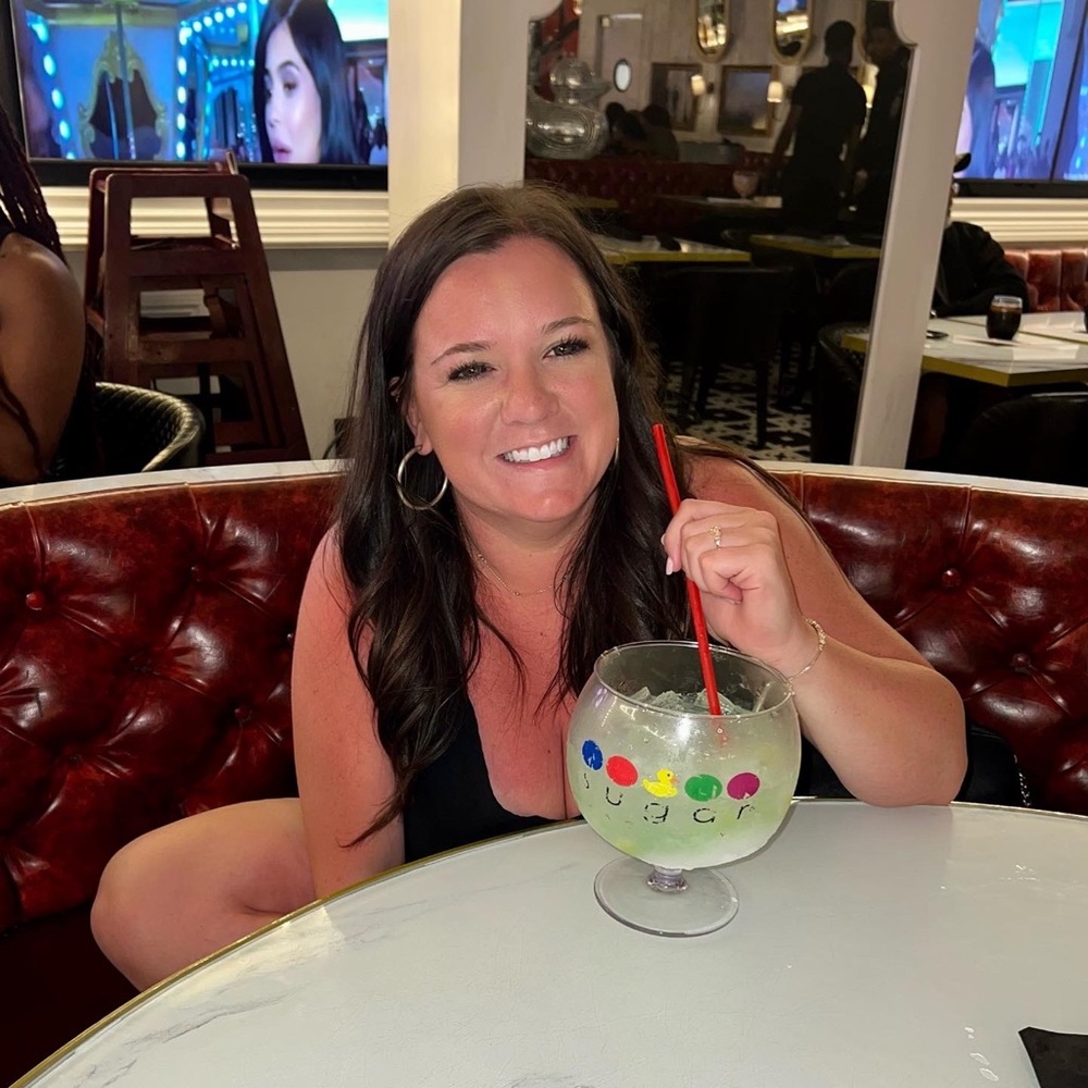 Meet your Posher, Courtney